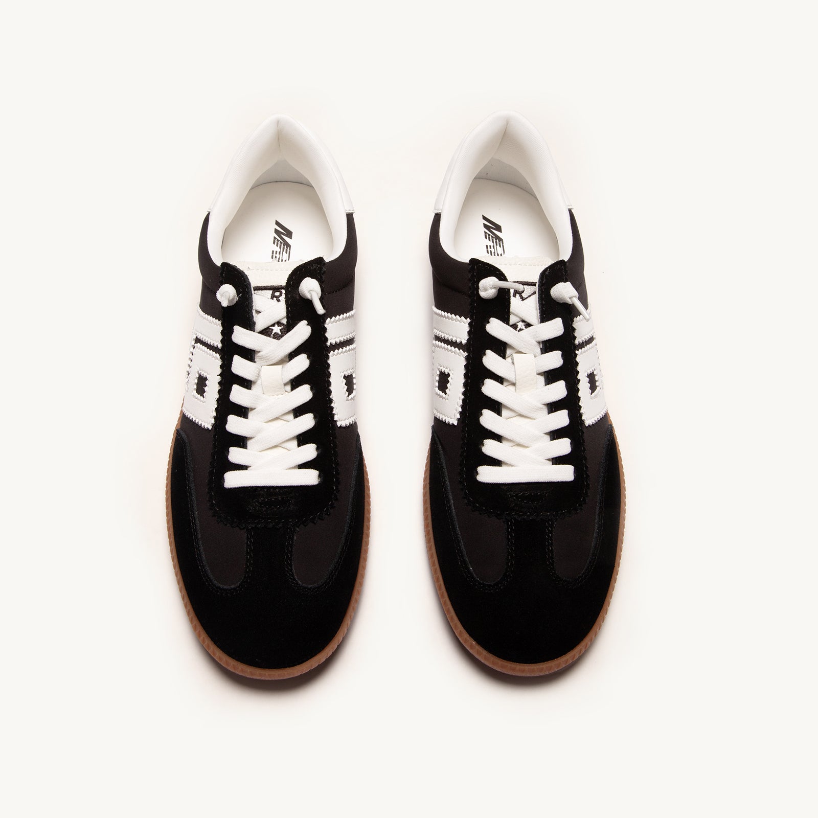 Pacific Way Black White